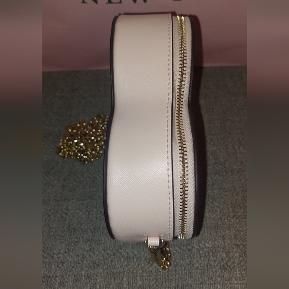 Last one! Kate Spade Love Shack Mini Heart Light Pink Crossbody in Light Pink - Picture 7 of 9